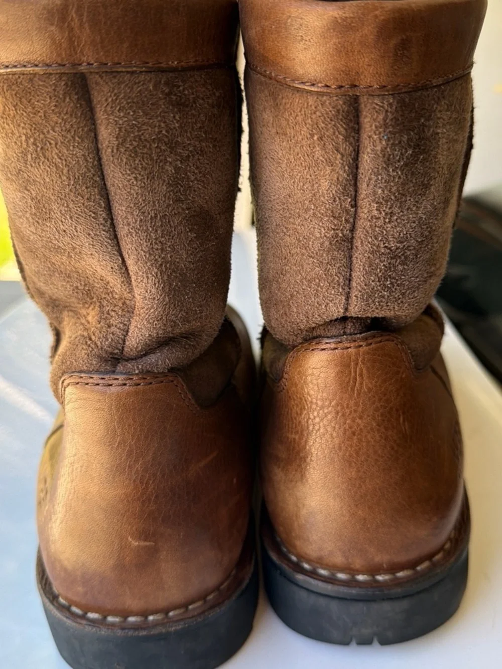 UGG Men's Tan/Brown Leather Shearling Boots